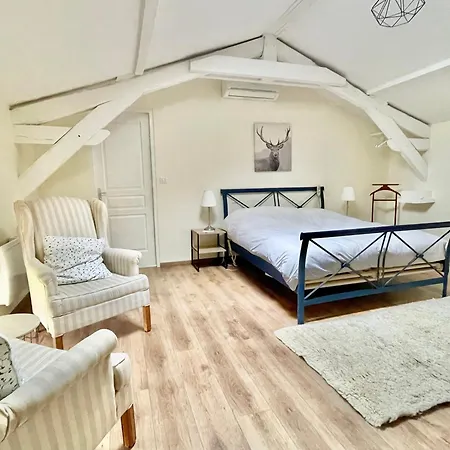 Feriehus Le Castel D'airial -