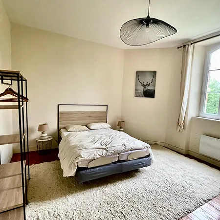 Feriehus Le Castel D'airial - *